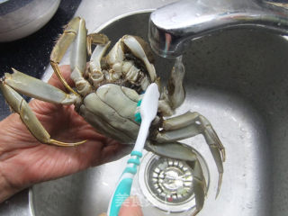 清蒸大闸蟹的做法步骤：2