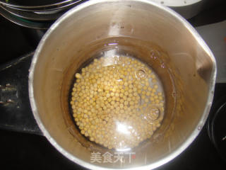 豆浆机版自制腐竹的做法步骤：1