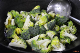 秘制兰花板栗红烧肉的做法步骤：3