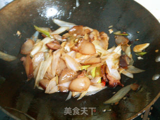 葱爆腊肉的做法步骤：7