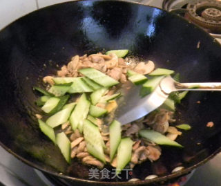 口蘑溜肉片的做法步骤：7