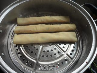 鲜虾豆腐卷的做法步骤：6