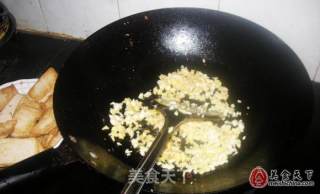 蒜香豆腐——专为孩子制作的营养美食的做法步骤：3