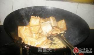 蒜香豆腐——专为孩子制作的营养美食的做法步骤：4
