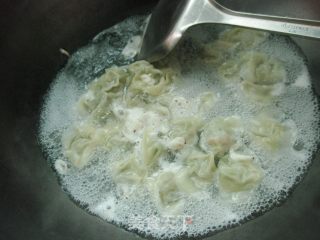 牛肉青菜馄饨的做法步骤：8