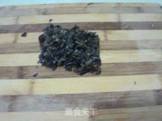 胡萝卜木耳鸡蛋饼的做法步骤：1