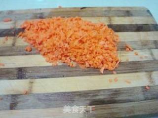 胡萝卜木耳鸡蛋饼的做法步骤：2