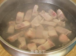 山楂红烧肉的做法步骤：5