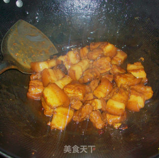 百吃不厌------啤酒红烧肉的做法步骤：11