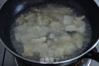 马鲛鱼油条汤的做法步骤：6