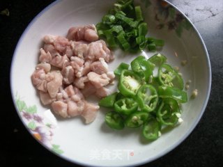 柿子肉丁蛋花汤的做法步骤：2