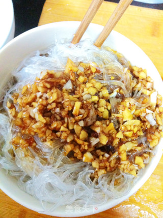 粉丝蒸扇贝 简易版 超下饭的做法步骤：5