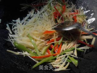 双椒土豆丝的做法步骤：6
