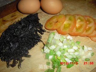 初冬早晨早餐的最佳选择：馄饨的做法步骤：1
