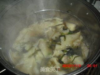 初冬早晨早餐的最佳选择：馄饨的做法步骤：9