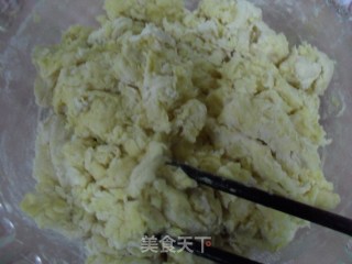 豆沙面包卷的做法步骤：2
