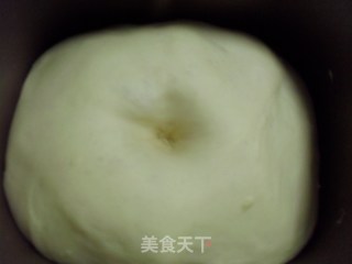 豆沙面包卷的做法步骤：4