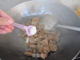 韭菜炒羊肝的做法步骤：10
