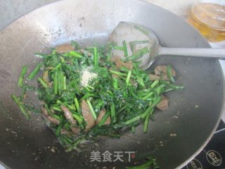 韭菜炒羊肝的做法步骤：13