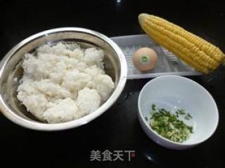 家常蛋炒饭的做法步骤：1