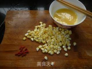 家常蛋炒饭的做法步骤：2