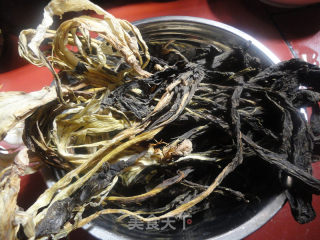 梅菜扣肉Q吃法--------------莲心扣肉的做法步骤：3