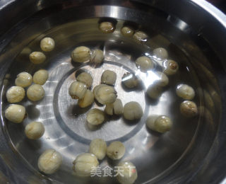 梅菜扣肉Q吃法--------------莲心扣肉的做法步骤：6