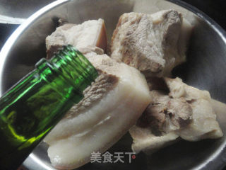 梅菜扣肉Q吃法--------------莲心扣肉的做法步骤：7