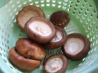 什锦煲花菜的做法步骤：2
