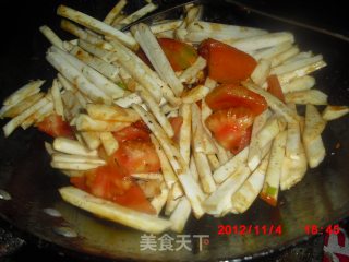 家常菜：辣椒番茄炒圆茄子的做法步骤：7