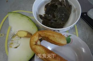 冬瓜大闸蟹汤的做法步骤：1
