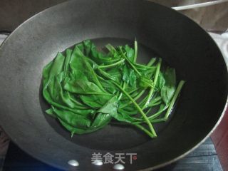 菠菜鱼丸疙瘩汤的做法步骤：2
