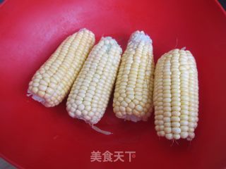 微波炉煮玉米的做法步骤：1