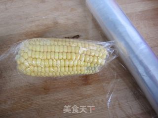 微波炉煮玉米的做法步骤：4