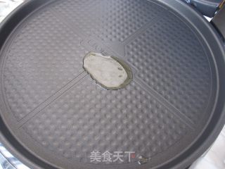 电饼铛烤鸡腿的做法步骤：7
