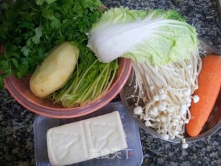 牛肉锅的做法步骤：2