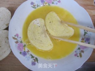 鸡蛋煎馒头片的做法步骤：4