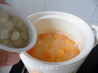 美容甜饮------木瓜银耳糖水的做法步骤：5