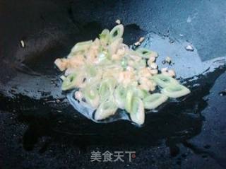 家常小菜-——菠菜金针菇的做法步骤：5