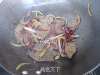 辣炒羊肝的做法步骤：14