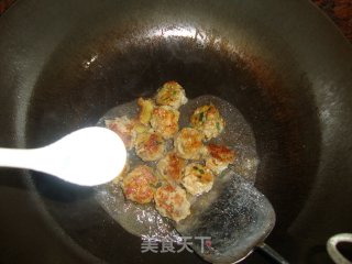 超美味的莲藕肉丸的做法步骤：12