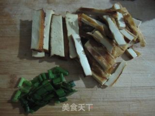 素鸡炒土豆片的做法步骤：2