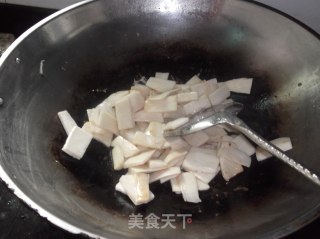 杏鲍菇炒肉的做法步骤：6