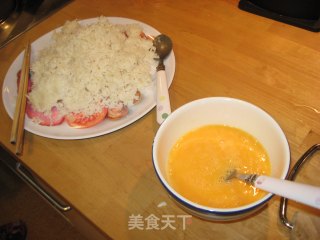 色香味俱全的私房蛋炒饭的做法步骤：1