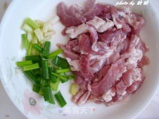 滑子菇烧肉的做法步骤：3