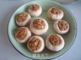 煎酿口蘑的做法步骤：4