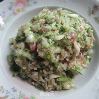 麻辣蒸饺的做法步骤：1