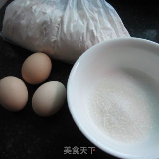 学做蛋糕的做法步骤：1