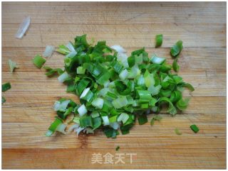 猪肉韭菜水饺的做法步骤：3