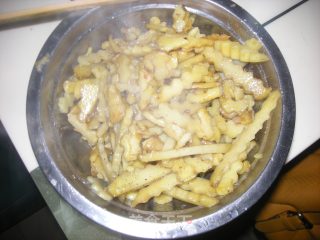 家庭自制土豆条——简单、营养美味小吃的做法步骤：6